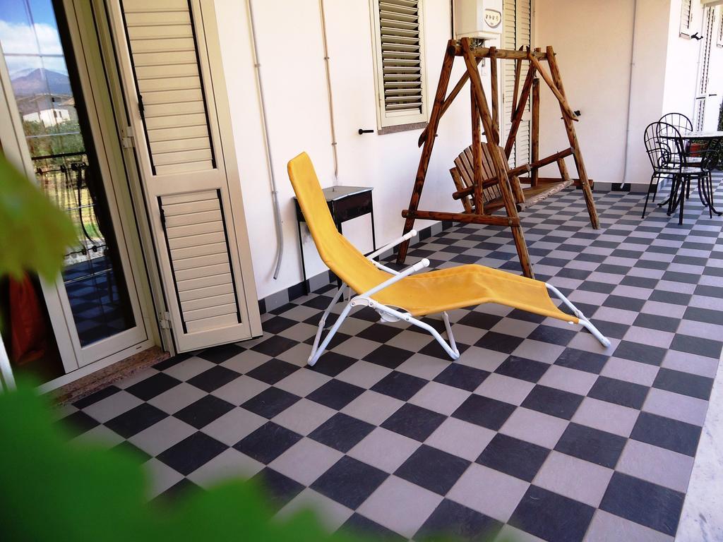 Bed and Breakfast Ciuscia Calatabiano Exterior foto